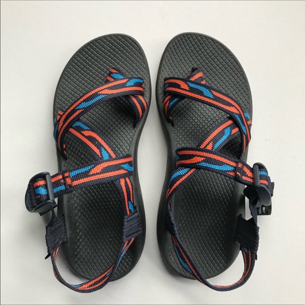 Size 8 women’s chacos!!!
